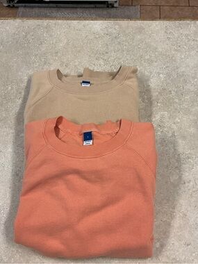 Old Navy So Comfy Crew Neck Sweatshirt 2 Bundle SZ L Beige & Orange Women’s
